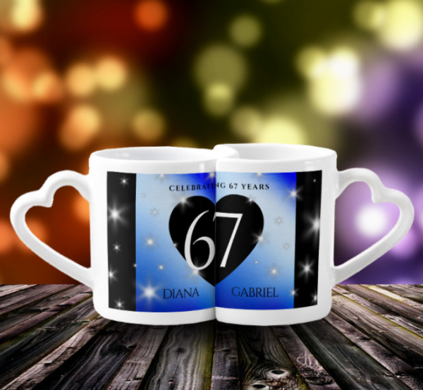 Mug dengan gambar bintang yang melambangkan cinta yang abadi